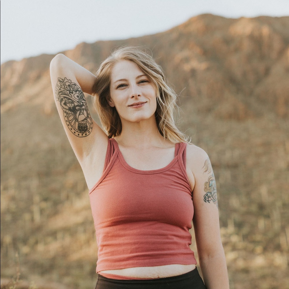 Meet your Posher, Leslie